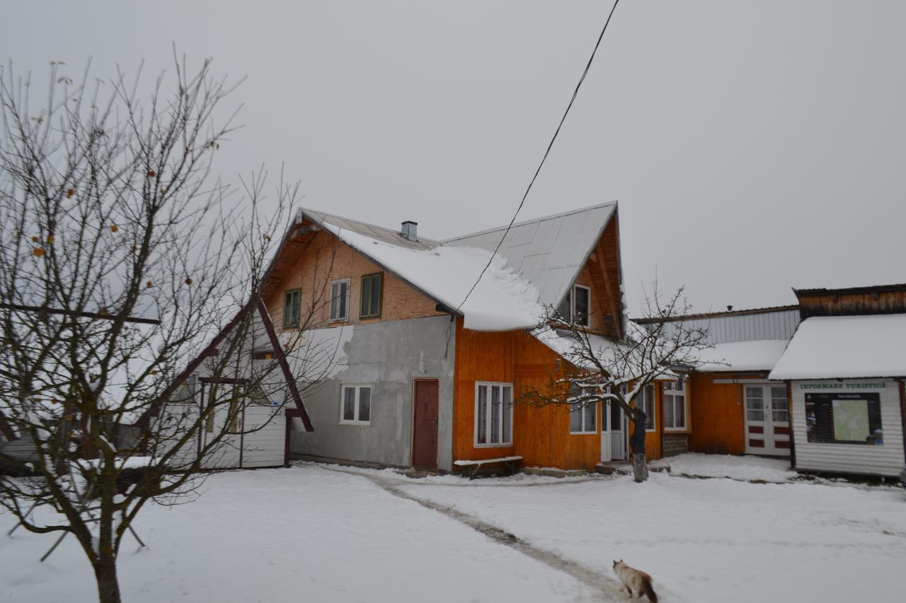 Casa Florea Poiana Stampei Buitenkant foto